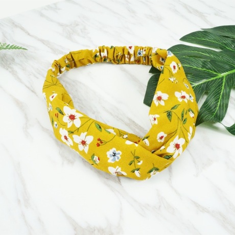 New style hair band women's headwear, small floral fabric wide-edge knotted hair band, fashionable hair accessory factory direct sales Application Scenario