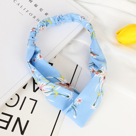 The new summer versatile printed cross hair band is selling well. The Korean retro classic elegant pattern facial cleansing hair band is in stock Specification drawing
