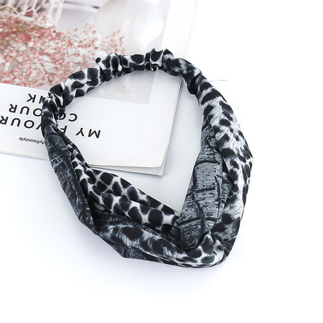 Cross-border e-commerce supply manufacturer offers European and American fashion fabric cross-ribbed headbands, hair bands, leopard print hair bands and headwear in stock Item Picture