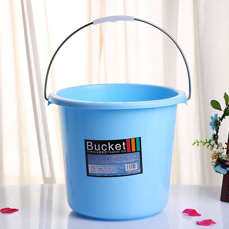 Thickened small plastic bucket from the origin, 13L shock-resistant plastic bucket, portable household car wash bucket details Picture