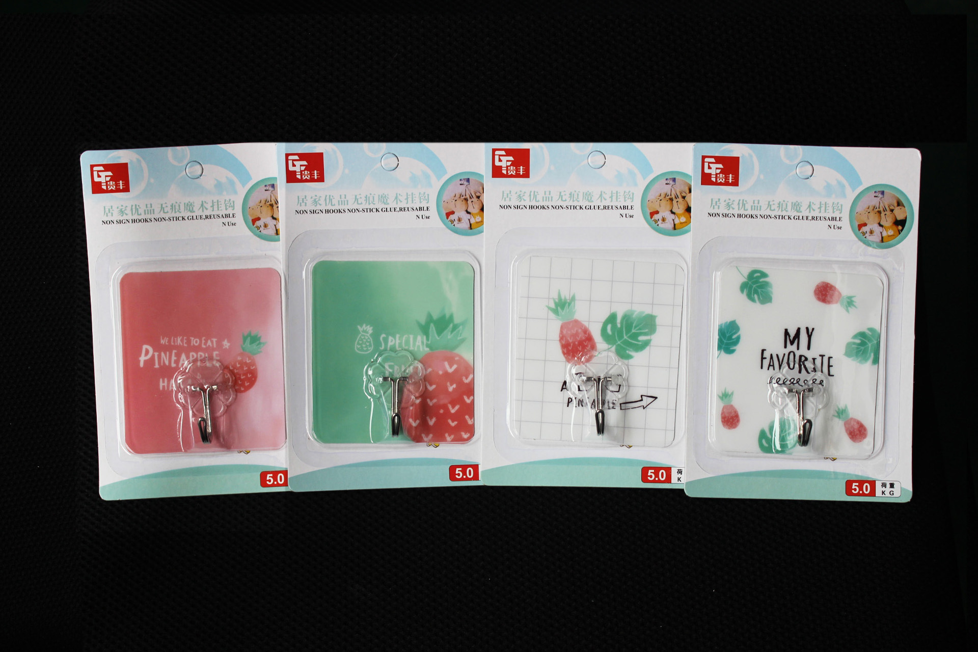 Customized promotional supermarket foreign trade customized adhesive hooks, transparent hooks, traceless hooks, magic adhesive for bathrooms and kitchens Application Scenario