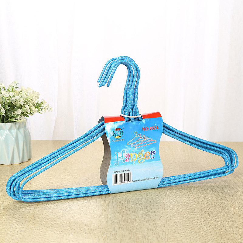 0524 Simple thickened metal dipped plastic traceless clothes drying rack, colorful household wardrobe, adult anti-slip clothes rack Application Scenario