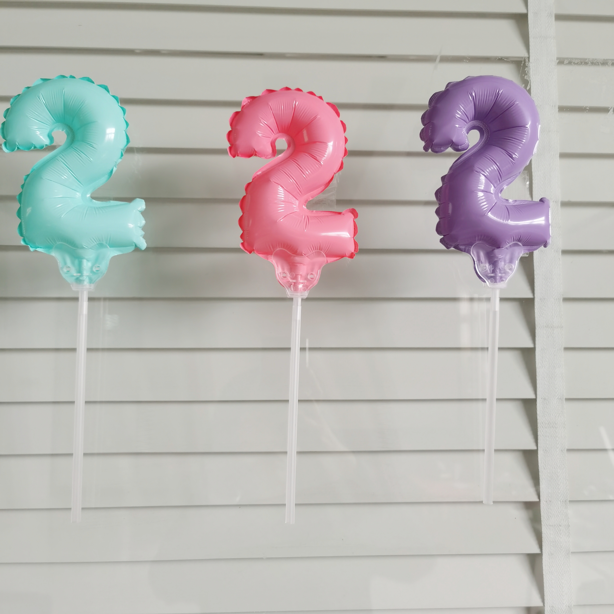 Venta al por mayor pequeño clip de la pieza soporte rod 0-9 números bola juguetes para vacaciones regalos globos Specification image