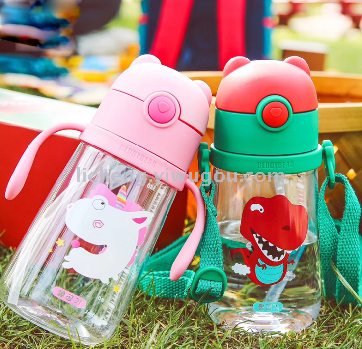 Children's drinking cups plastic sippy cups Male and female primary school kindergarten portable water cups suction cups