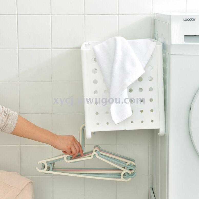 Wall-mounted foldable dirty clothes basket Application Scenario