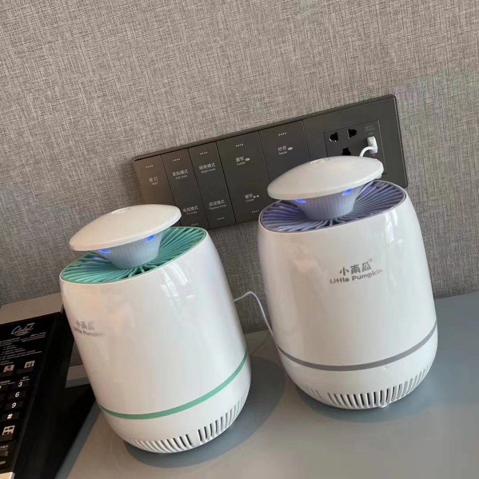 New product group purchase bestseller led mosquito killer lamp usb light touch household Amazon physical mosquito killer, fly and mosquito trap lamp Application Scenario