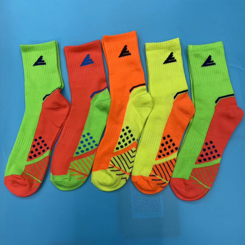 Stall foreign trade men's socks sports socks fluorescent socks socks socks couples socks