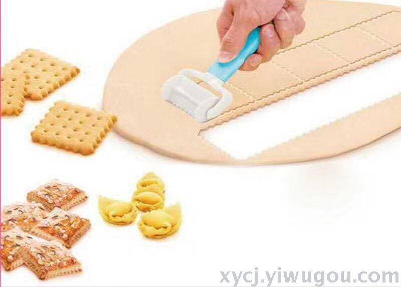 Dumpling wrapper roller printing