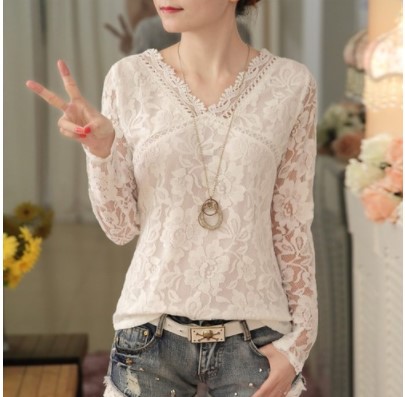 Real shot lace top, long-sleeved, slimming 2019 spring collection new women's V-neck hollowed-out smock base layer, trendy