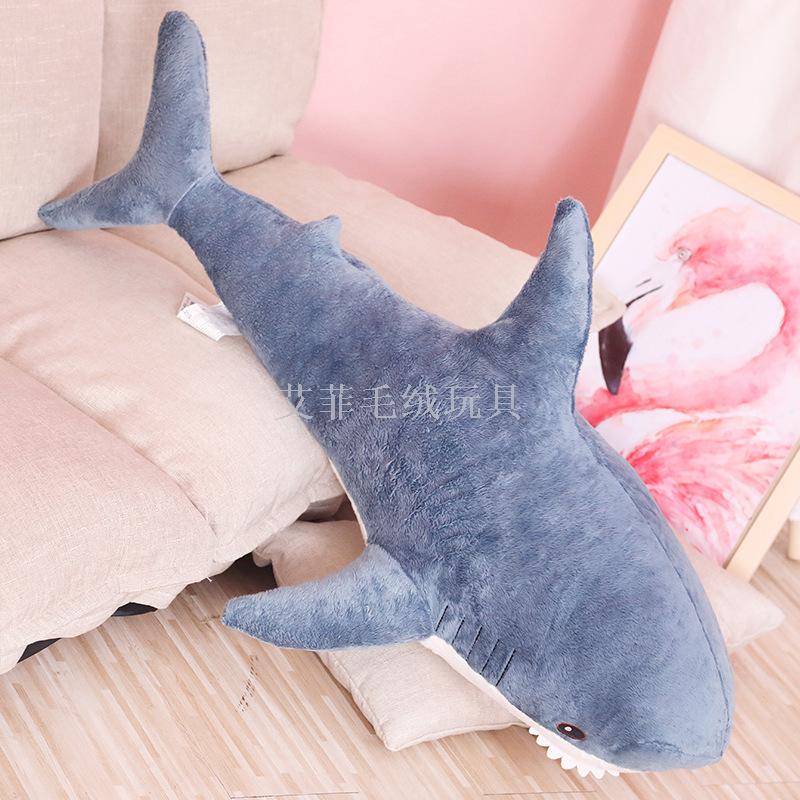New creative shark figurine sofa cushions, popular shark figurine plush toys Application Scenario