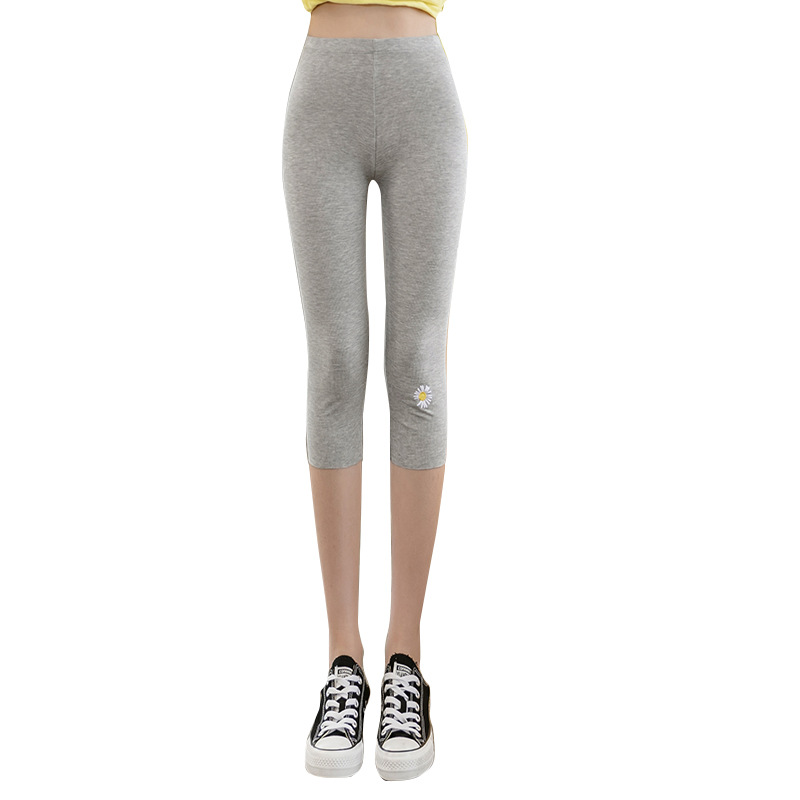 Wholesale of new spring and summer style Daisy seven-inch leggings, pure cotton women's outerwear thin, large-sized stretch shorts Item Picture