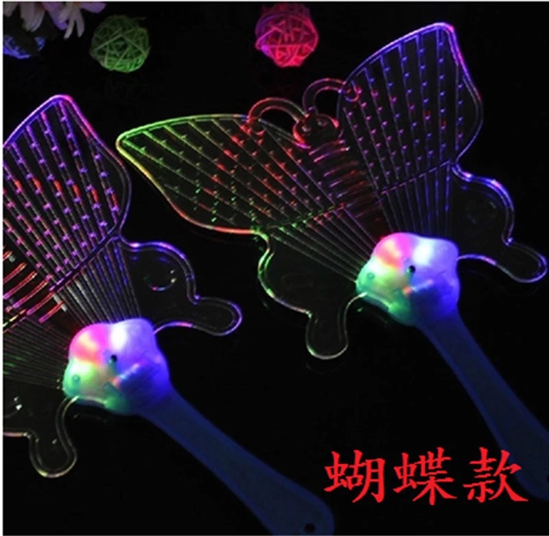 The new best-selling products, such as the seven-color luminous fan, LED flashing fan, performance ball props, and luminous toys, are selling well at the street stall Item Picture