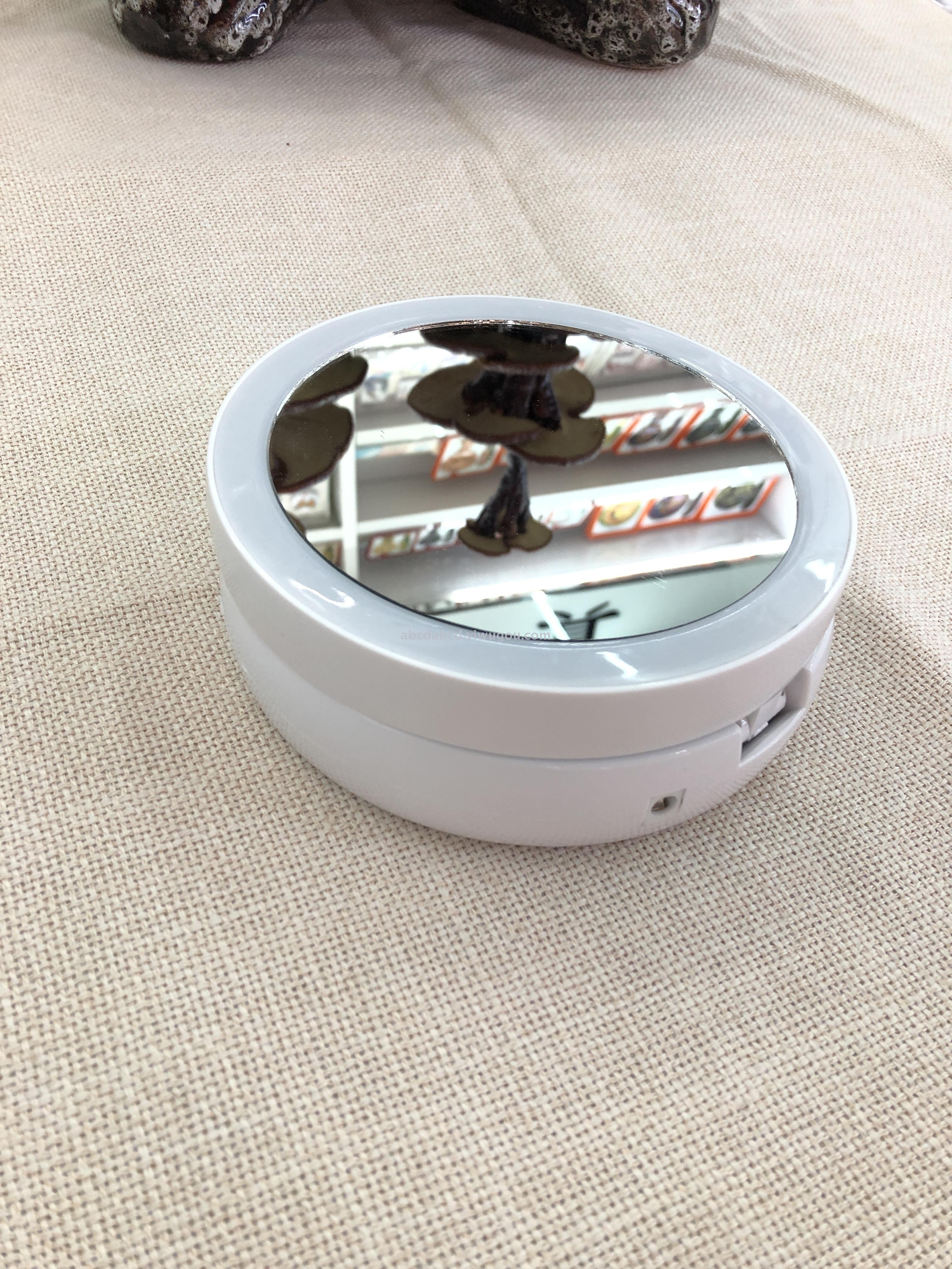 普通照明台灯实物图