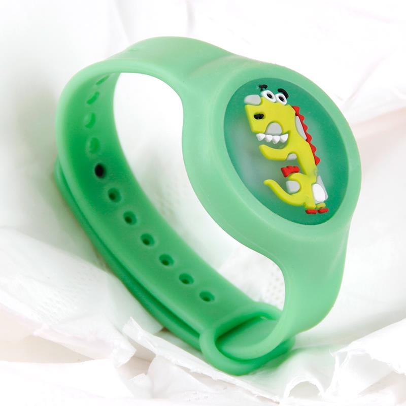 Cartoon flash mosquito repellent wristband Silicone for boys, girls, children and babies, summer outdoor mosquito repellent luminous wristband, plant essential oil Item Picture
