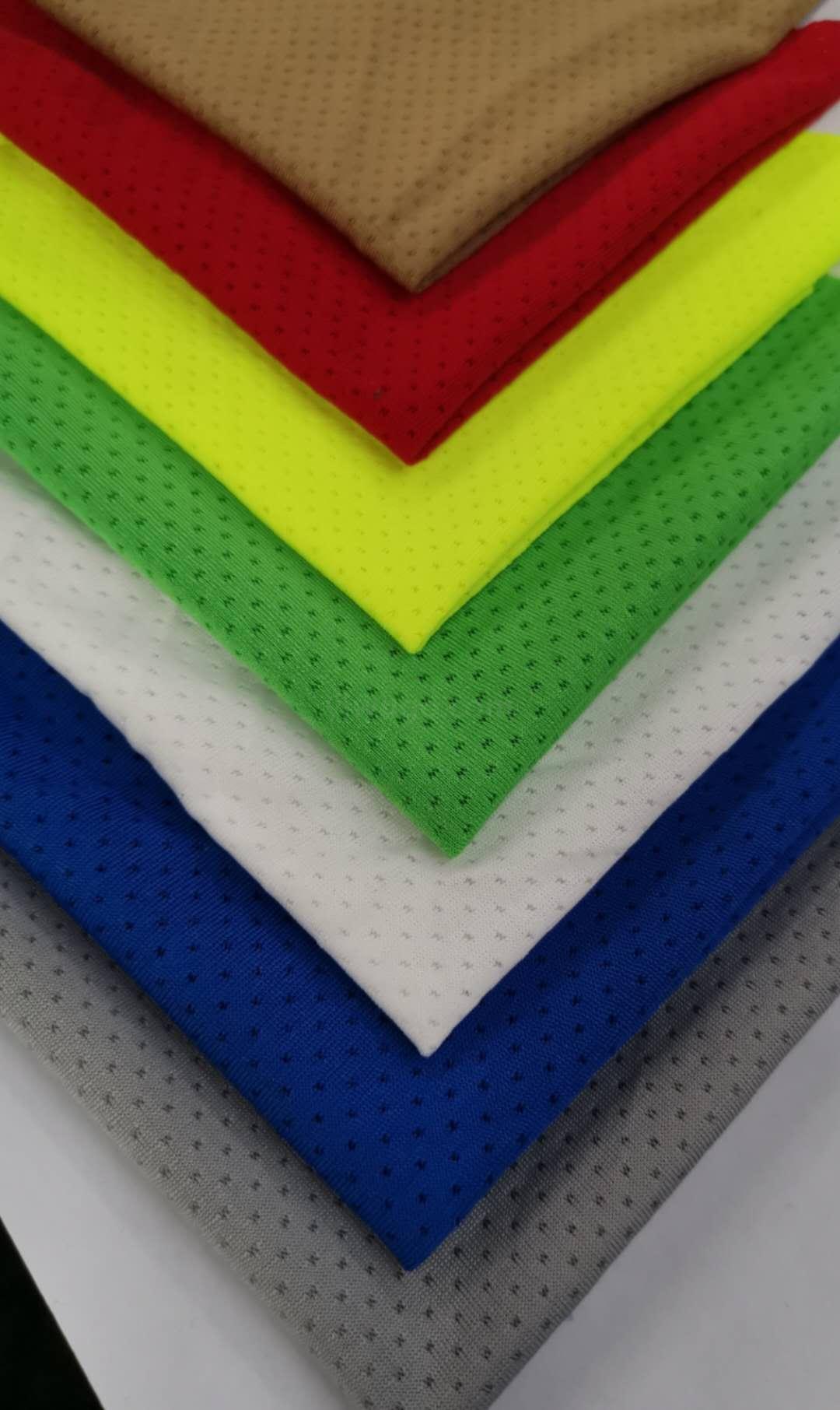 Factory direct sales of cold-sensing, quick-drying, breathable, sweat-absorbing and skin-friendly butterfly mesh fabric in stock details Picture