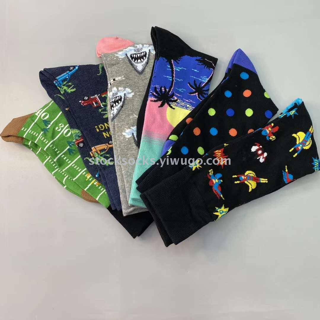 New Yiwu quality goods street stall combed cotton bright men's socks, beach socks, trendy socks, couple socks are in large stock details Picture