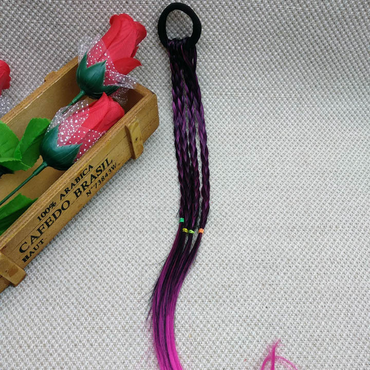 A1114 high-elasticity two-color four-braided wig style hairpin and hair band, 2-yuan store accessories wholesale Application Scenario
