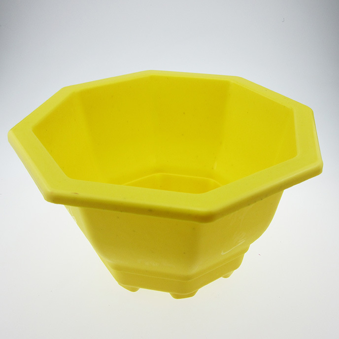 I1845 octagonal rhombic flowerpot, plastic vegetable basin, balcony vegetable growing fair sale gifts, free gifts, wholesale Application Scenario