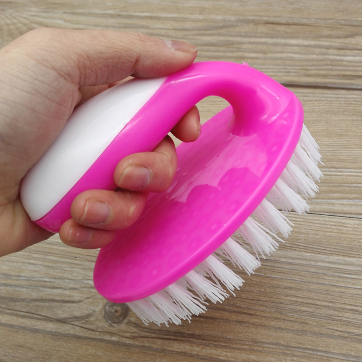 D2324 8087 Curved handle clothes brush, laundry brush, cleaning brush, shoe wash brush, clothes wash brush, street stall supply Application Scenario