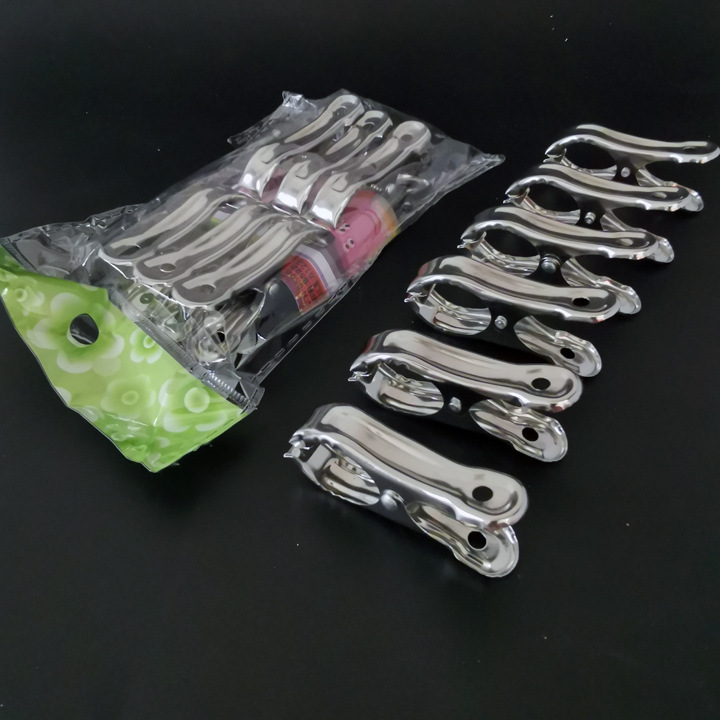 L2342 5cm six small quilt clips, windproof jackets, trouser clips, sun-drying sock clips, wholesale at 2-yuan store in Yiwu details Picture