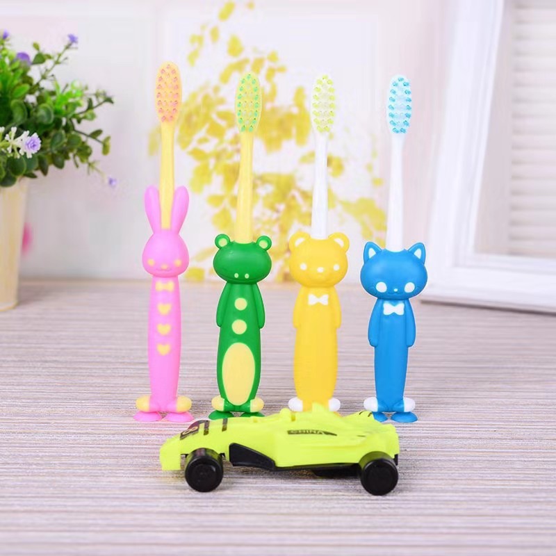 D1243 Children's toothbrush, toy car, baby oral care, 2-yuan store wholesale in Yiwu Application Scenario