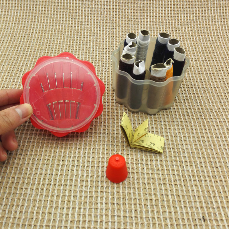 D1831 Large sewing box, sewing set, sewing tools, sewing needles, repair, wholesale in Yiwu for 2 yuan details Picture