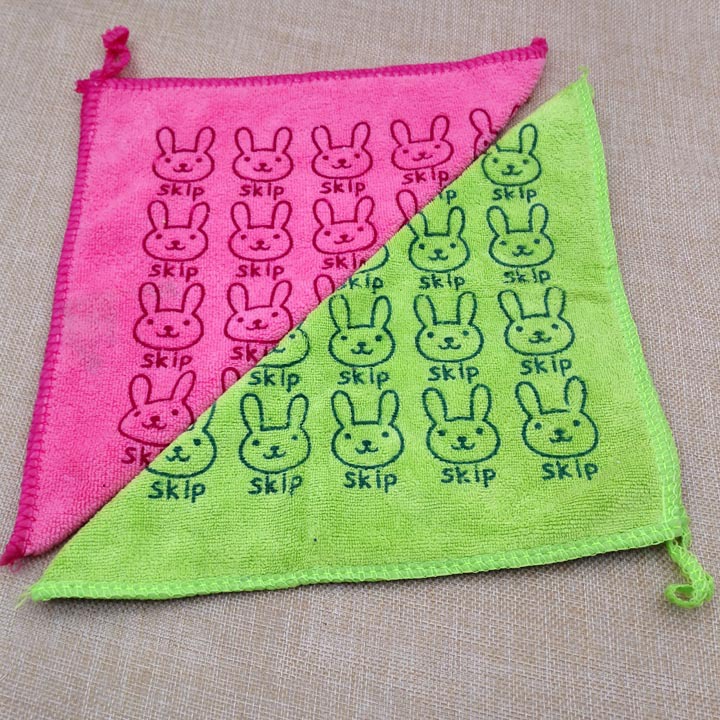 H1523 printed super soft small square towels, daily necessities, absorbent car cleaning towels and rags, 2-yuan store supply in Yiwu details Picture