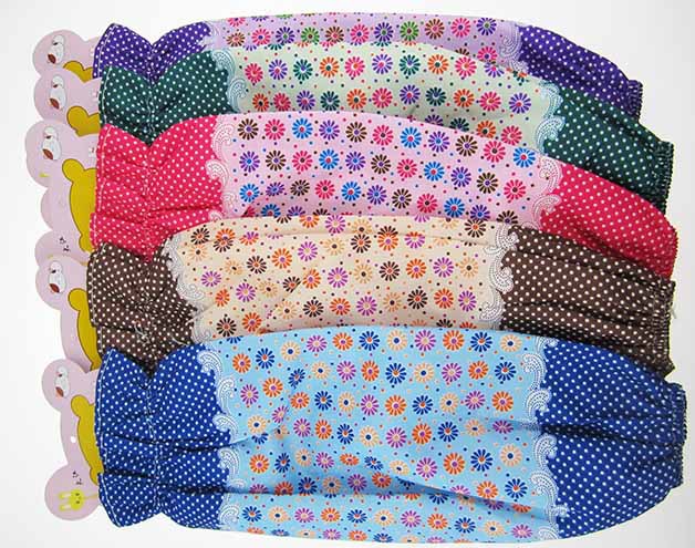 The new B1432 long-sleeved sleeves are available in multiple styles with over ten patterns. They are available at a 2-yuan store in Yiwu