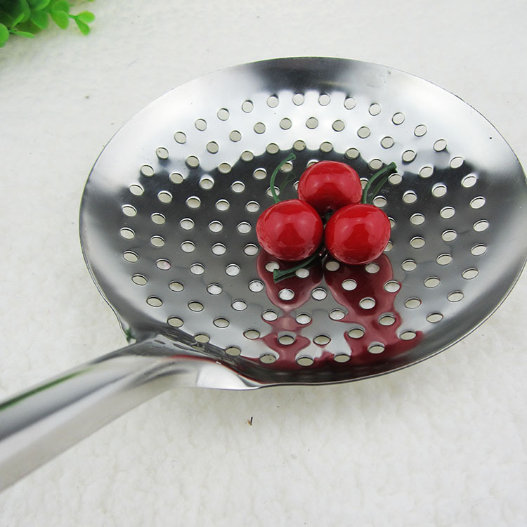 L1323 thickened stainless steel large strainer, soup spoon and tableware, Yiwu 10-yuan store, 9.9 yuan department store Specification image