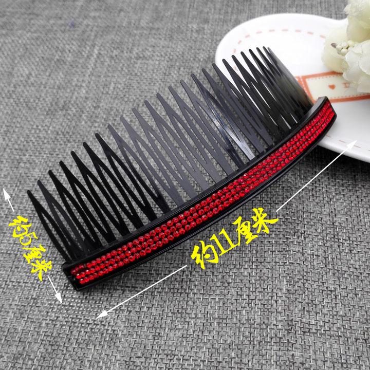A3241 three-row diamond claw chain fork hair comb, hair comb fork hair accessory, 2-yuan store, 2-yuan street stall, night market supply in Yiwu Application Scenario