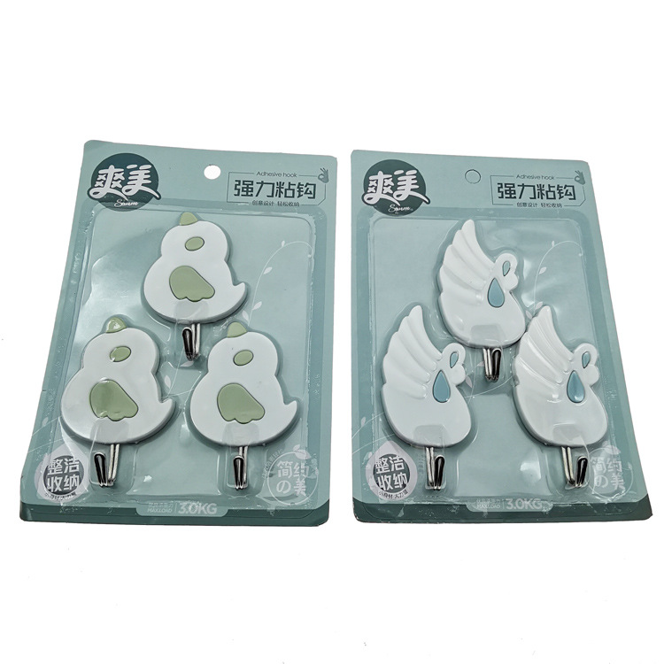 N2124 9021 cartoon three sticky hooks, suction cup hooks, hooks, sticky hooks and coat hooks are available for wholesale at a 2-yuan store in Yiwu Item Picture