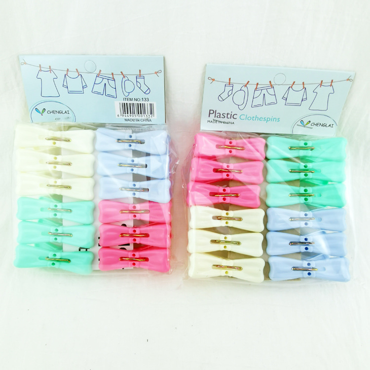N2013 133# Twelve bow tie clothes clips, plastic quilt clips, drying quilt clips, Yiwu 2-yuan 2-yuan store department store Application Scenario
