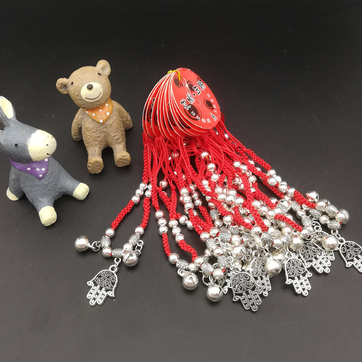A1524 imitation silver bell red string bracelet jewelry and accessories are available for wholesale at 2-yuan stores, street stalls and night markets in Yiwu Application Scenario