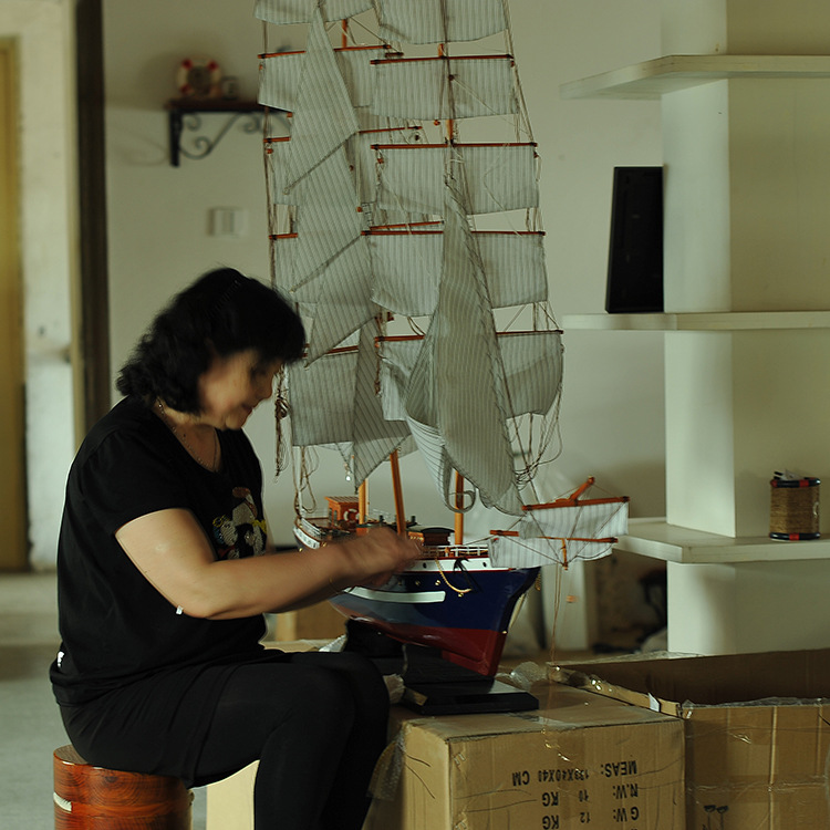 生产企业(玩具·花类·饰品及配件·工艺品)白底实物图