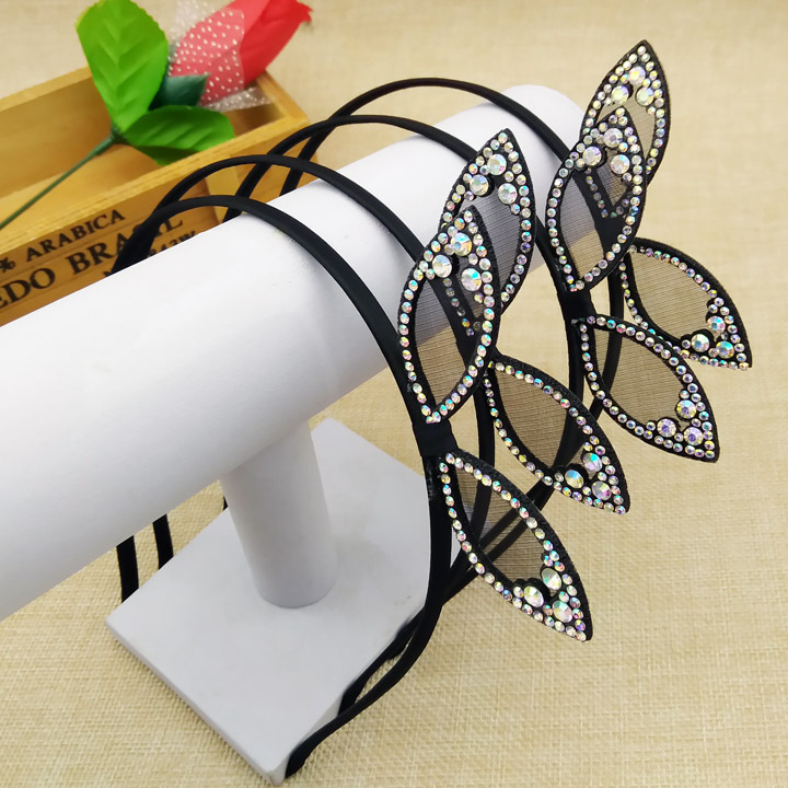 Wholesale of A3227 dot Diamond rabbit ear steel wire Korean hair bands and headband accessories in Yiwu 2-yuan store details Picture