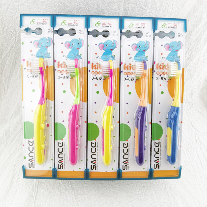 D2211 Premium children's Toothbrush for babies, home use, travel, Fine filaments, soft bristles, clean, 2-yuan store wholesale Item Picture