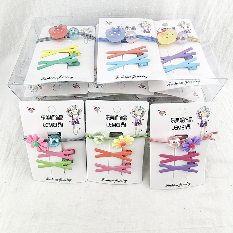 N3321 Fashionable duck clip + rubber band combination, bangs clip, flat clip, edge clip, hair accessory and headwear, 2-yuan store in Yiwu Application Scenario