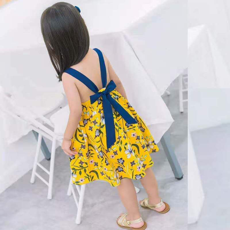 Summer children's clothing from street stalls, girls' halter dresses, children's dresses, cool cotton prints details Picture