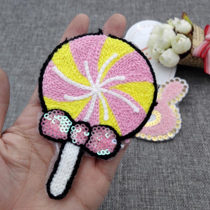 A3633 Cartoon Velvet Magic Stickers, bangs, Hair stickers, Traceless broken posts, hair accessories, headwear, 2-yuan store in Yiwu Application Scenario