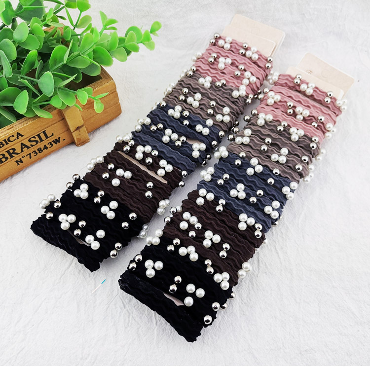 A2835 lace pearl, two rubber bands, Korean-style headwear, hair band and hair rope, wholesale from Yiwu Eryuan Store's street stall Application Scenario