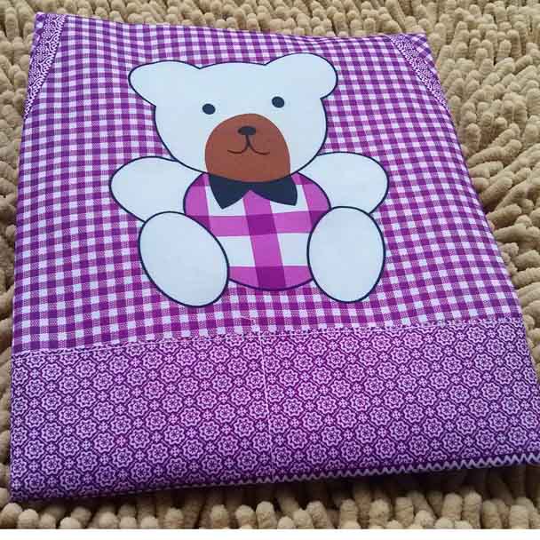 P1723 Cartoon Bear Double-pocket Apron, apron Daily necessities and household items, wholesale in Yiwu, 9.9 yuan Hot sale