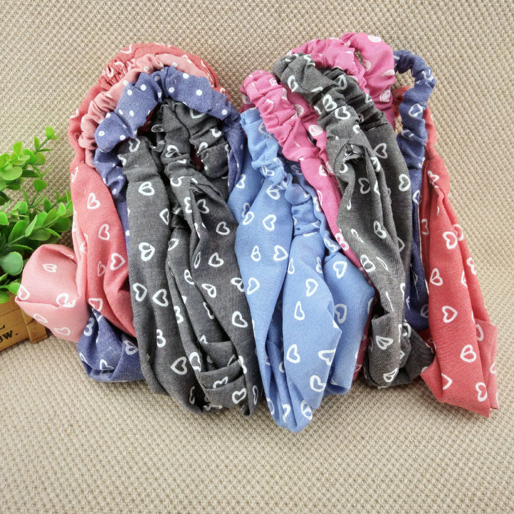 A2122 winter fabric hair band for washing face, applying mask and hair cover wholesale at two-yuan store Department store Application Scenario