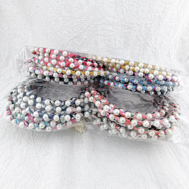 A2636 Pearl wrapped fabric steel wire headband, Japanese and Korean hair band, face wash hair band, bangs clip, two-yuan store accessories wholesale details Picture