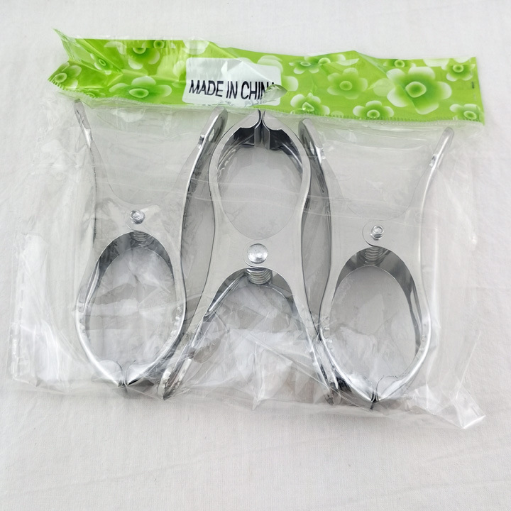 L2341 9cm medium-sized three-piece quilt clip, quilt drying clip, clothes drying clip, windproof clip, daily necessities, two pieces Specification image