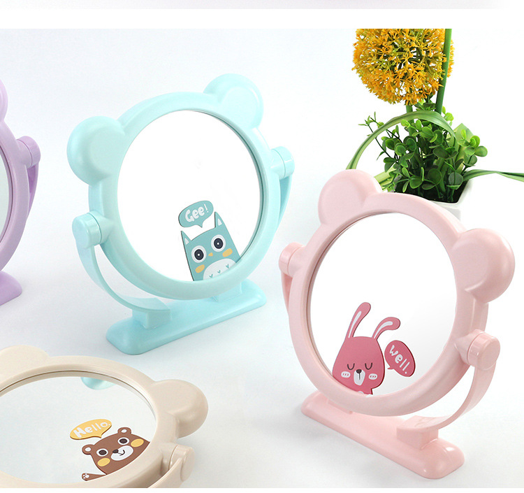 P1142 large double-sided cartoon table mirror, makeup mirror, beauty mirror, portable mirror, 2-yuan store, daily necessities supply Application Scenario