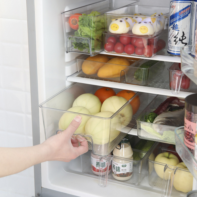 Refrigerator fruit and vegetable storage box, refrigerated kitchen household fresh-keeping box, creative draining vegetable and fruit storage and organization wonder Application Scenario