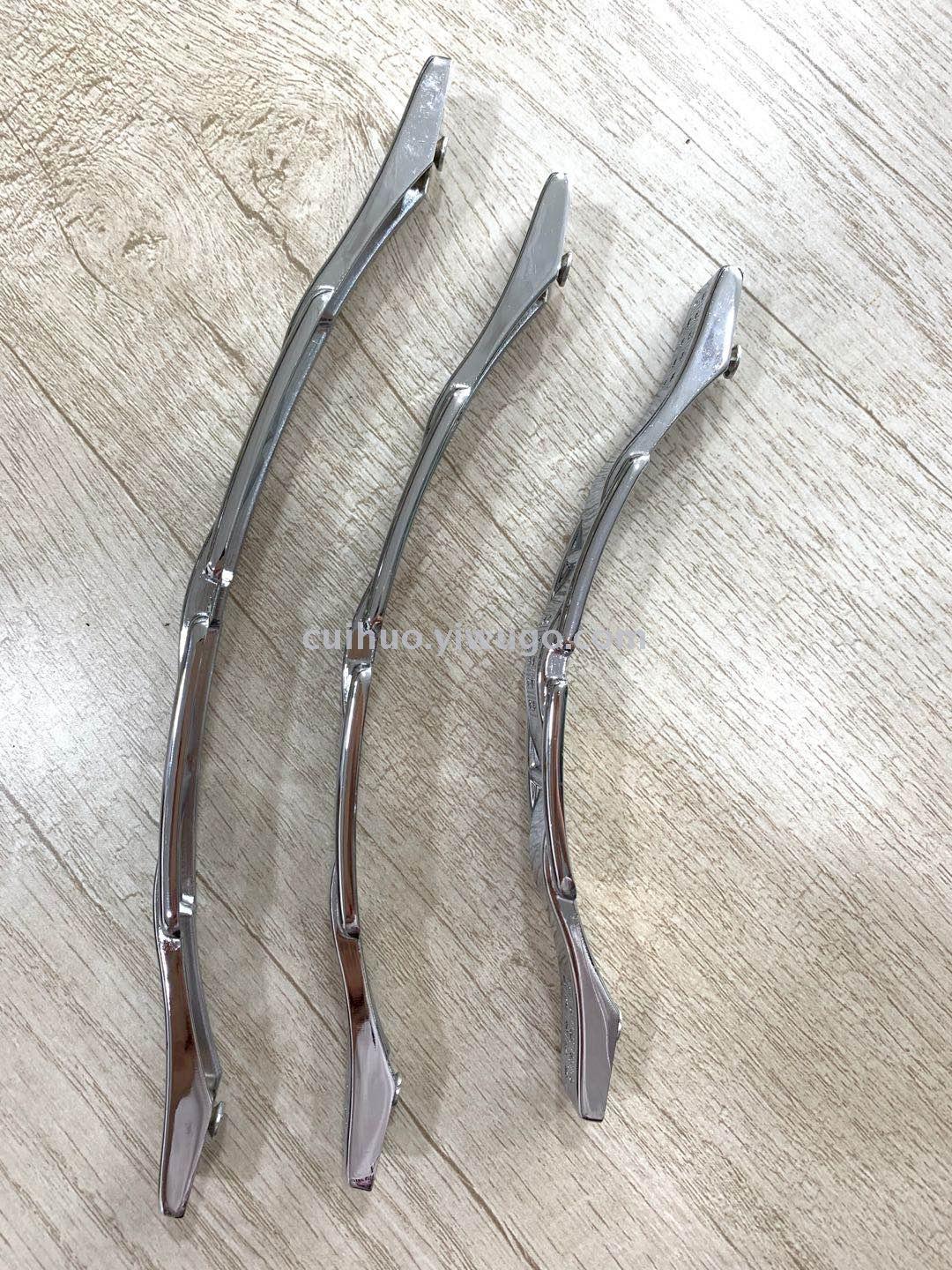 Modern and simple cabinet door handles, drawers, wardrobe doors, kitchen cabinets, kitchen handles, and custom-made room door handles details Picture
