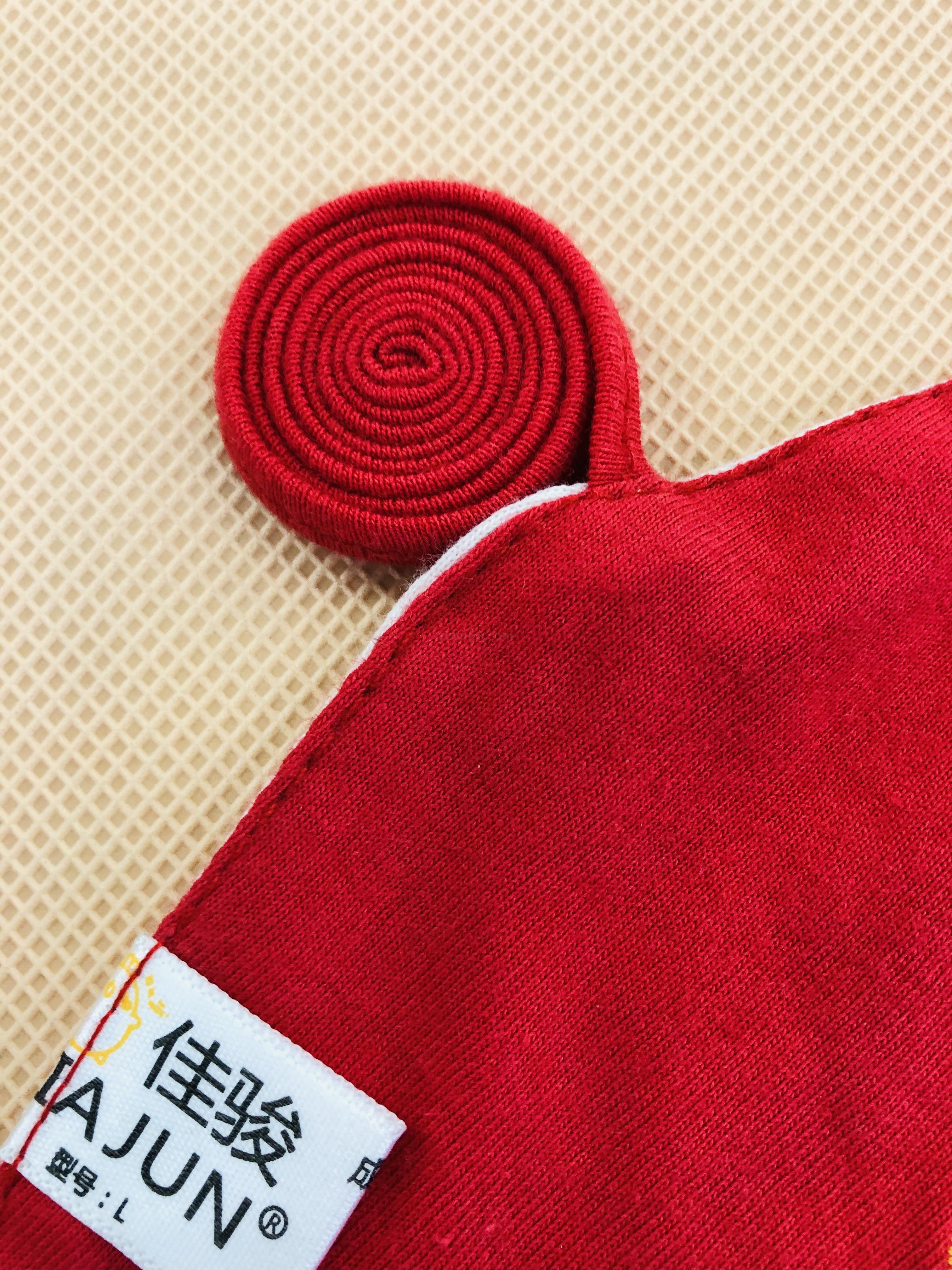 Baby belly bands for boys and girls, 0-2 years old, auspicious and happy red belly bands, summer clothing for children, ethnic style Tang clothing, belly protection bibs Item Picture