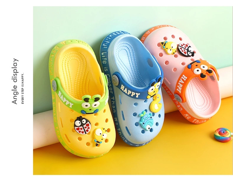 Cartoon insect children's small, medium and large children's flip-flops, men's and women's adult home indoor anti-slip soft-soled flip-flops Application Scenario