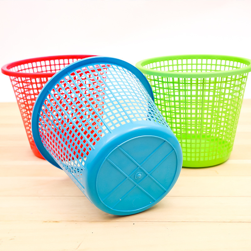 Office trash can, small size, dormitory, home, living room, bedroom, toilet, bathroom, pressure ring, simple, lidless, round and hollow Application Scenario